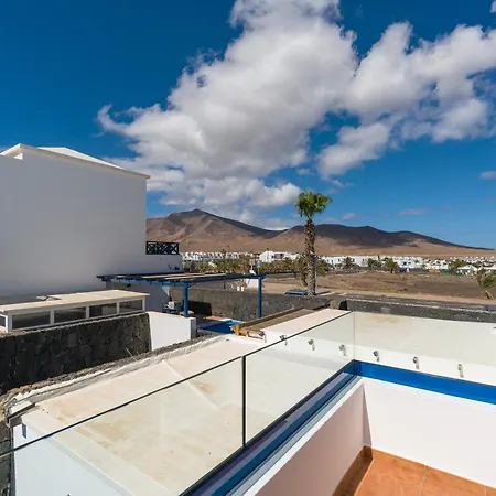 Victoria - * Playa Blanca (Lanzarote)